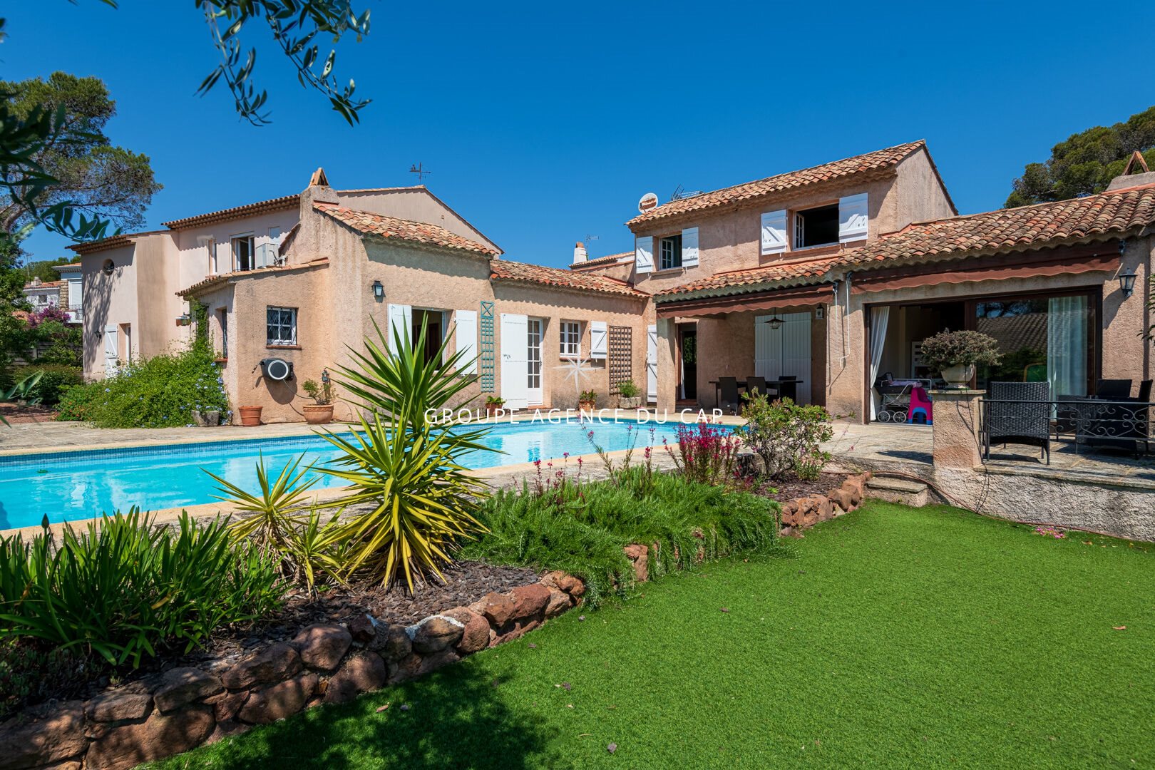Maison à vendre, 300m², Saint-Raphaël