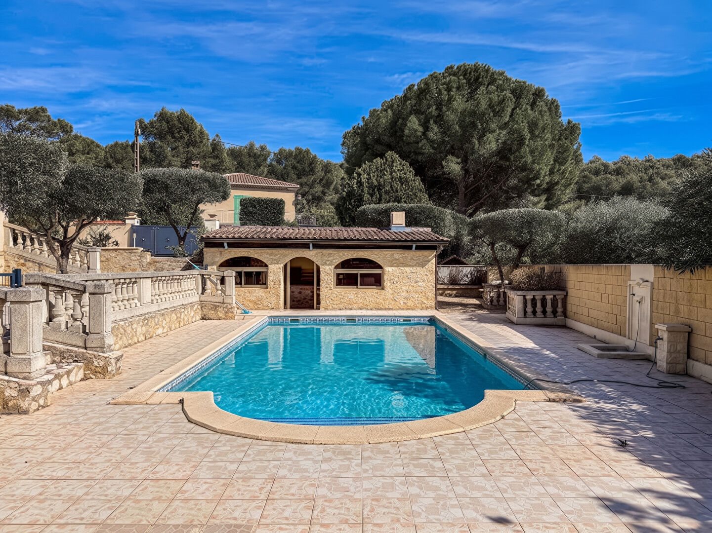 Maison à louer, 142m², Villeneuve-lès-Avignon