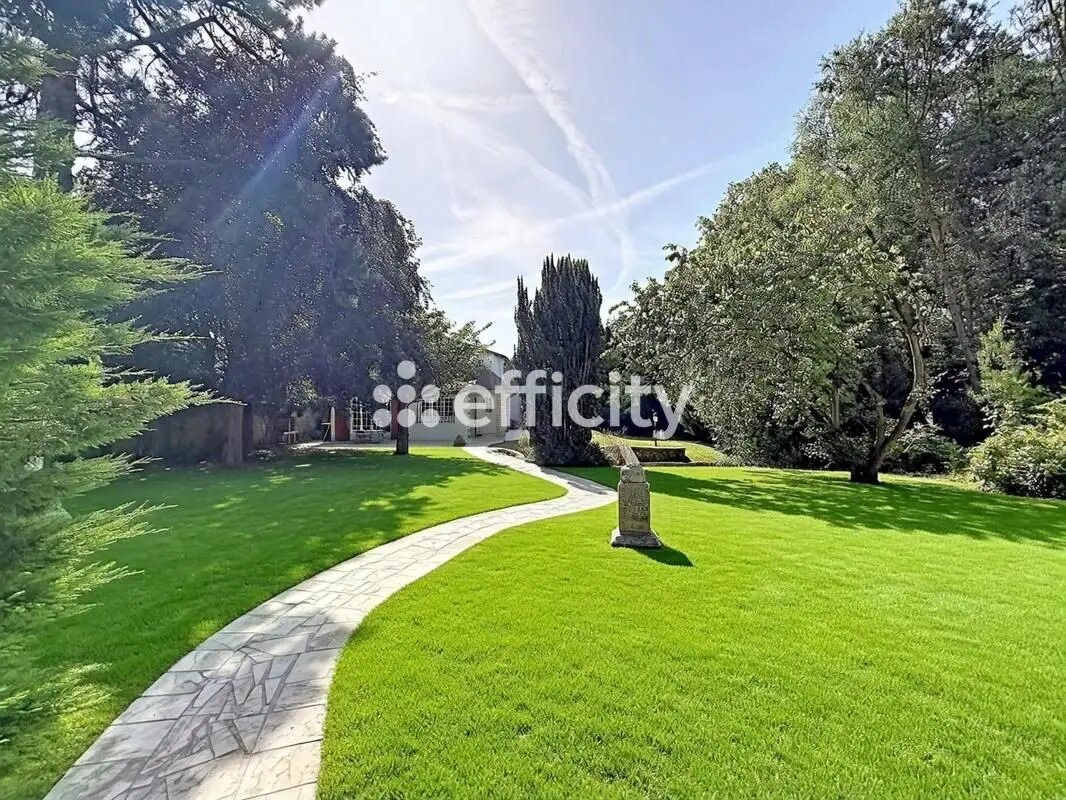 Maison à vendre, 275m², Villecresnes