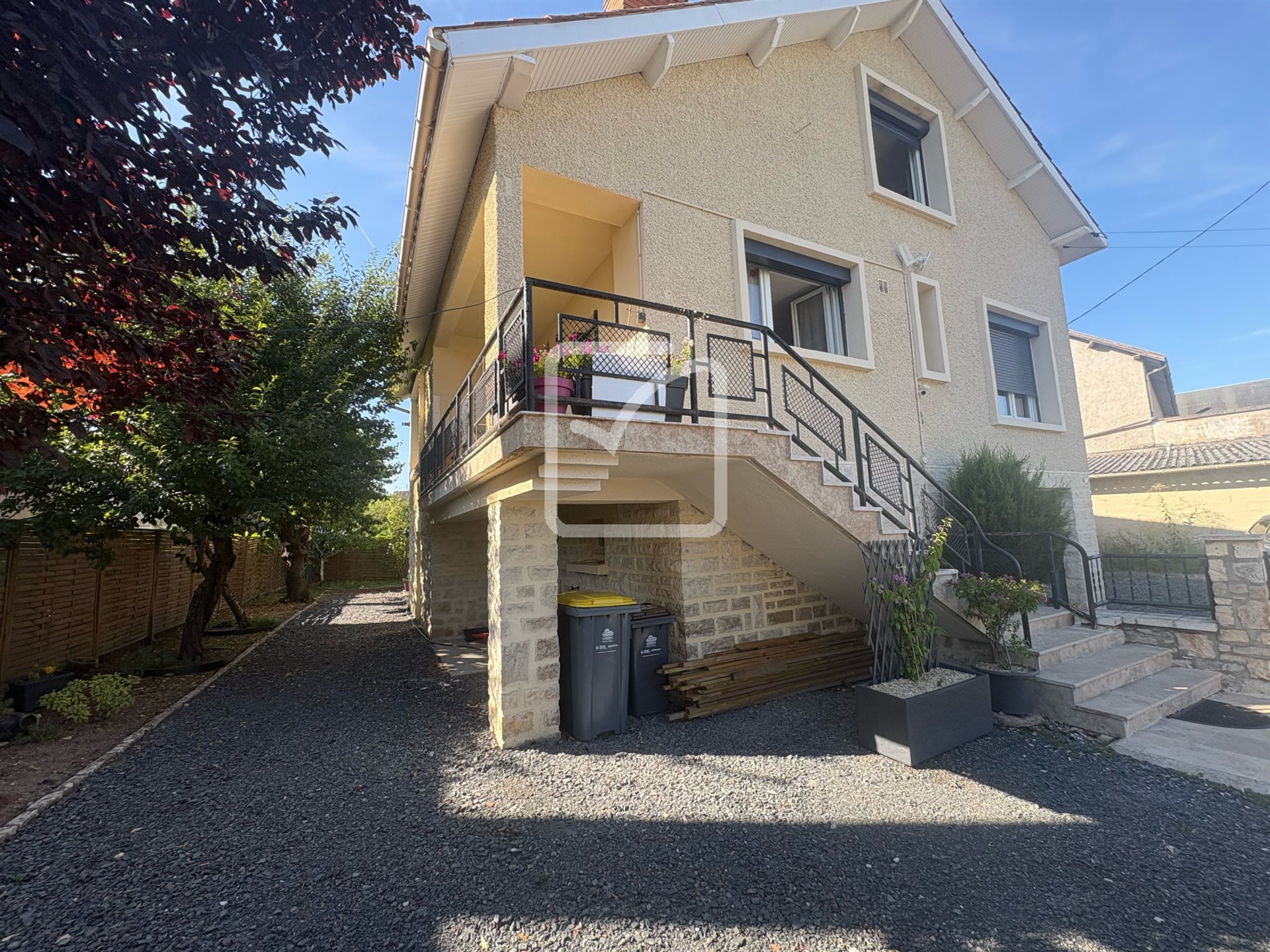 Maison à vendre, 117m², Terrasson-Lavilledieu