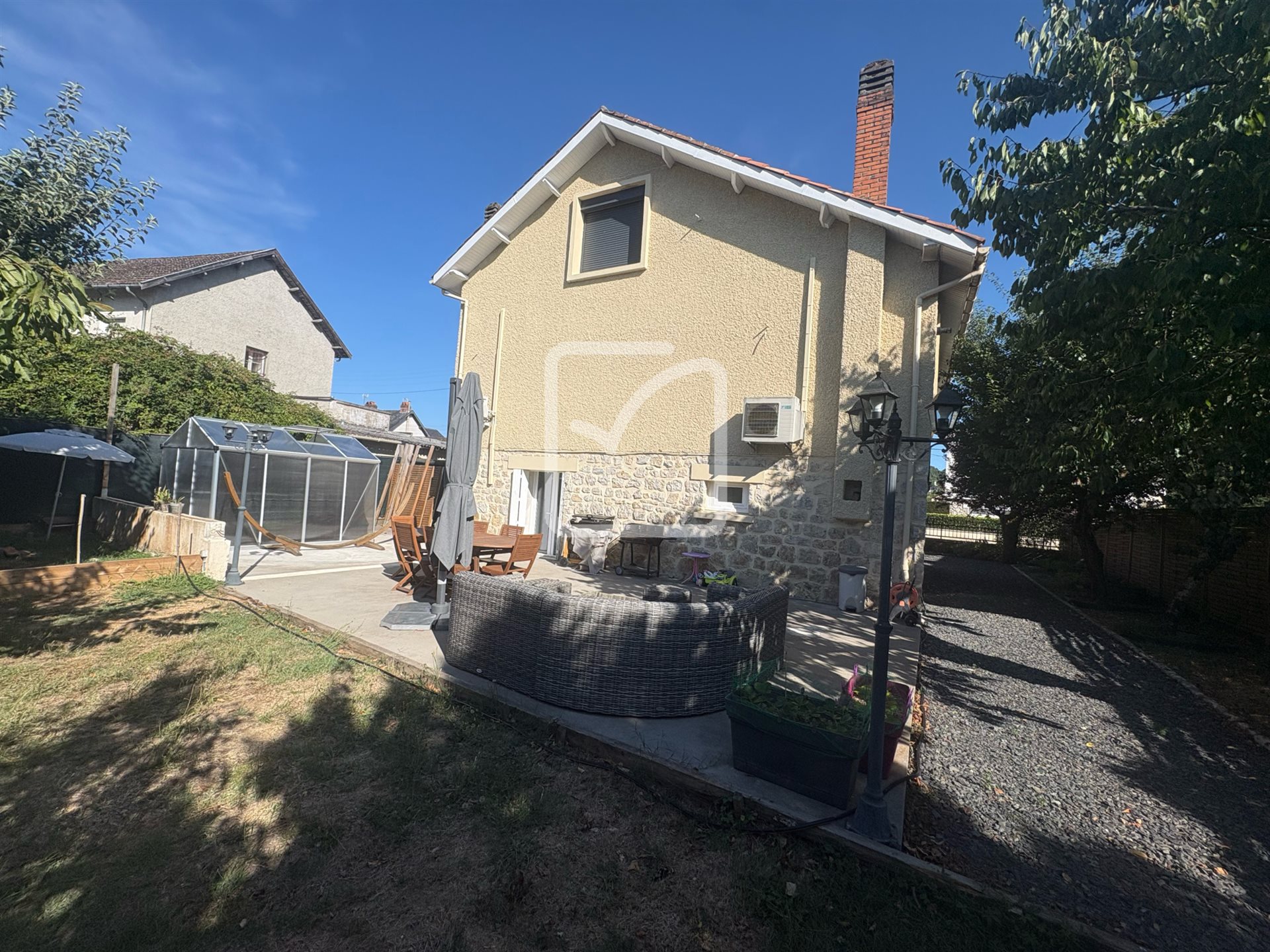 Maison à vendre, 117m², Terrasson-Lavilledieu