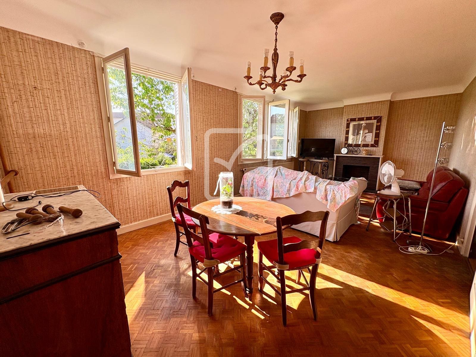 Maison à vendre, 67m², Terrasson-Lavilledieu