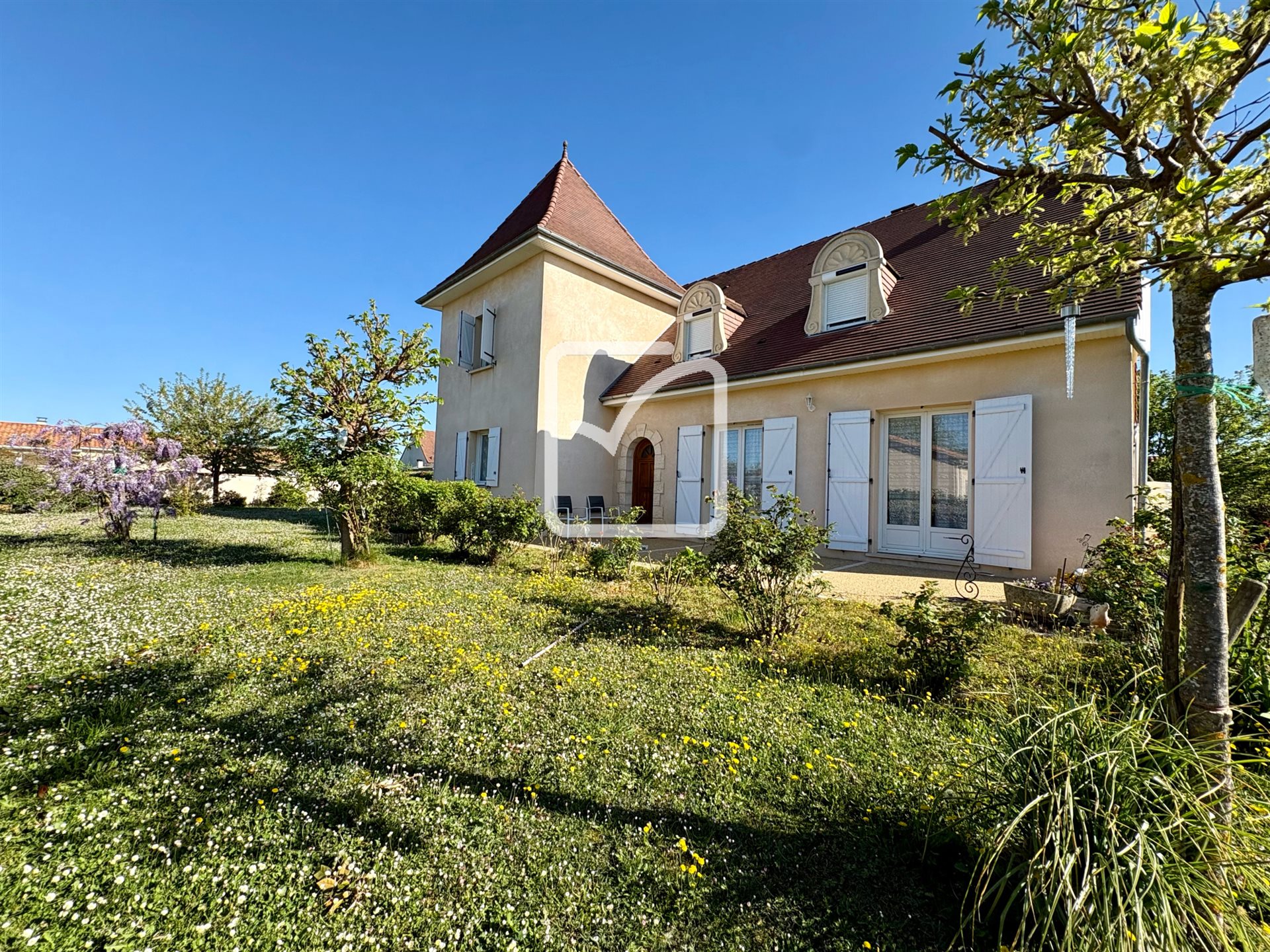 Maison à vendre, 173m², Terrasson-Lavilledieu