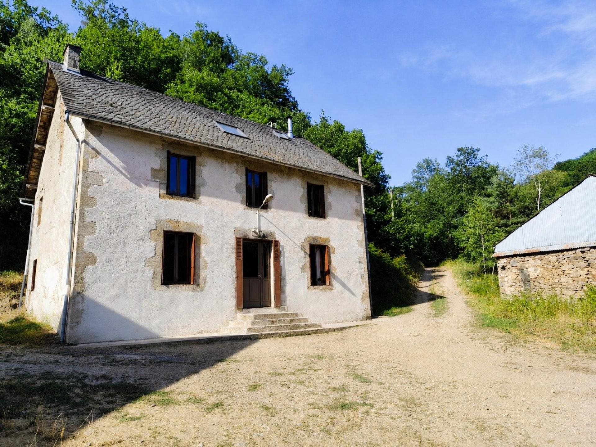 Maison à vendre, 152m², Bourg-Lastic