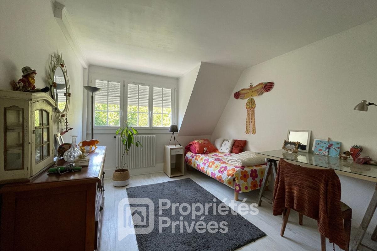 Maison à vendre, 122m², Breuillet