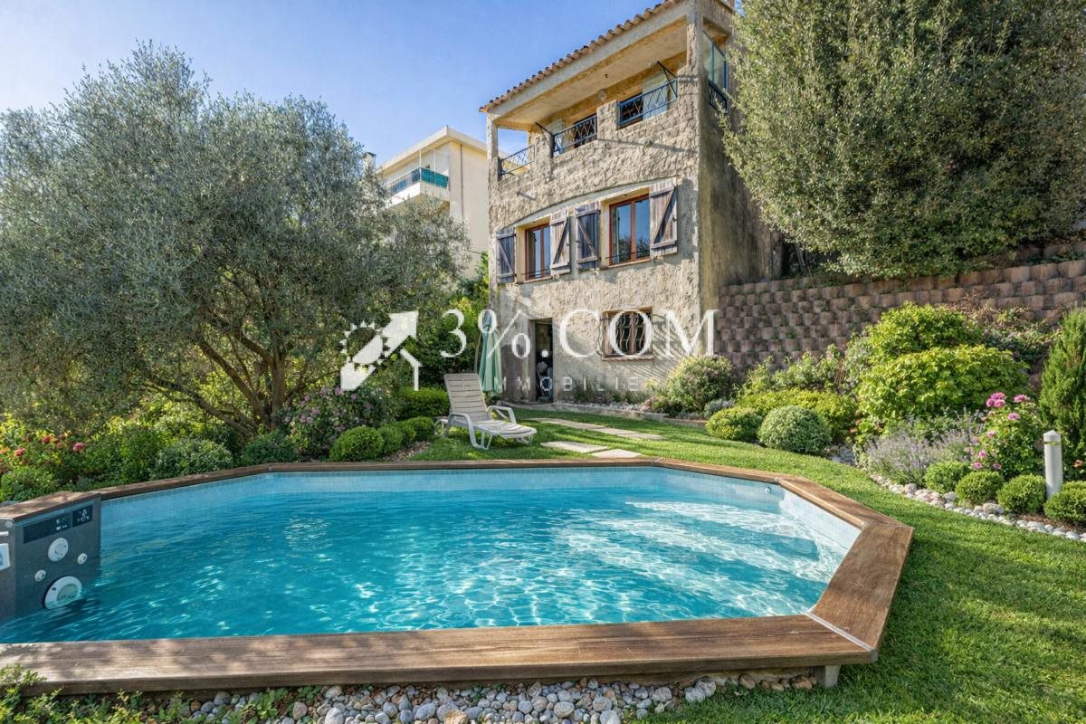 Maison à vendre, 141m², Colomars