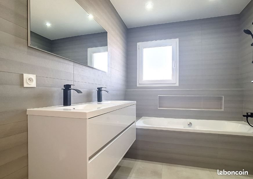 Maison à vendre, 85m², La Calmette