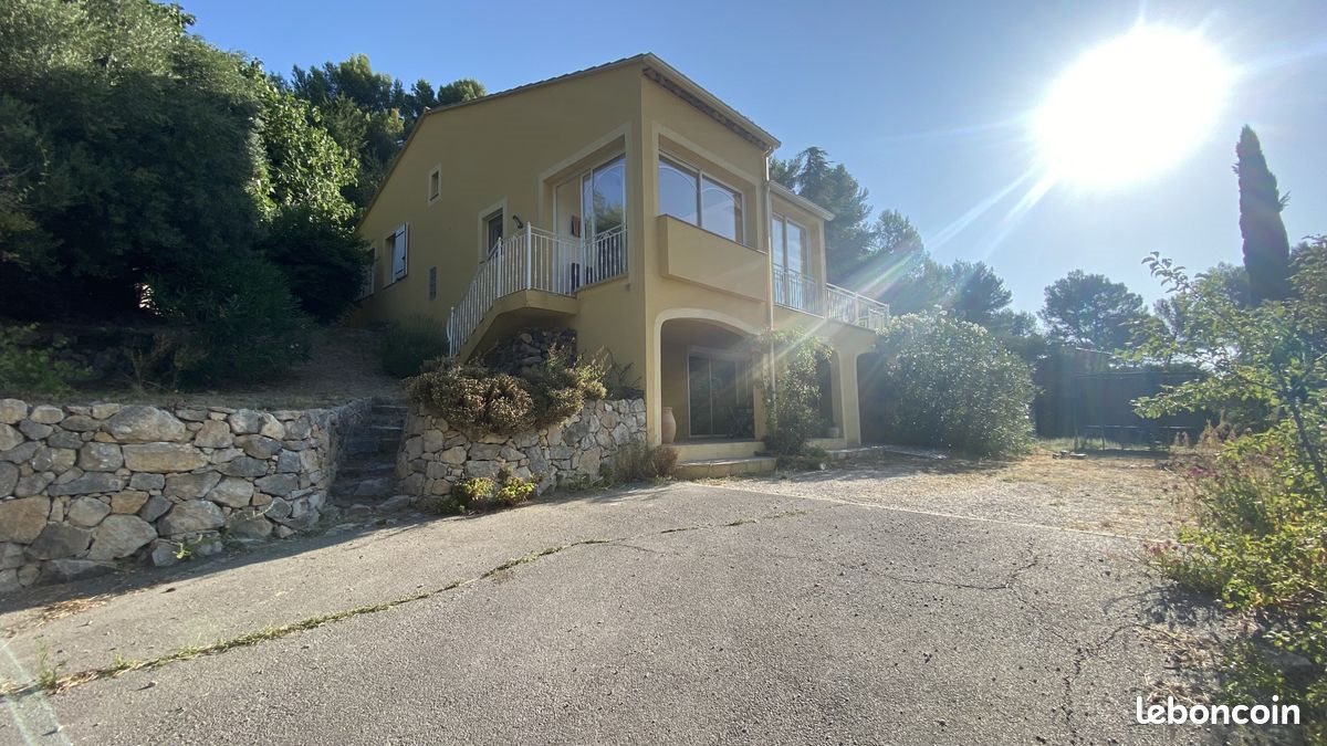 Maison à vendre, 150m², Cadolive