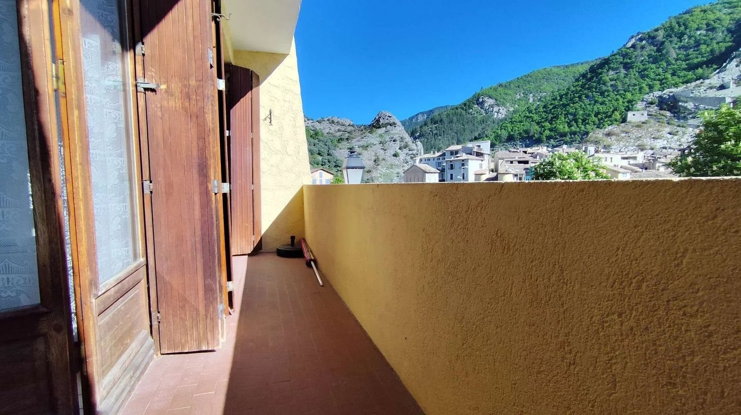 Appartement à vendre, 61m², Entrevaux