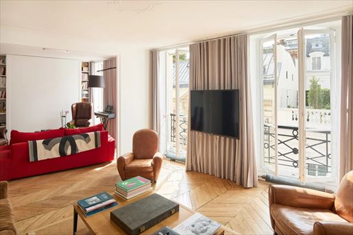Appartement 6 pièces 154 m² · à Paris 7ème · 154 m² · 3 500 000 €