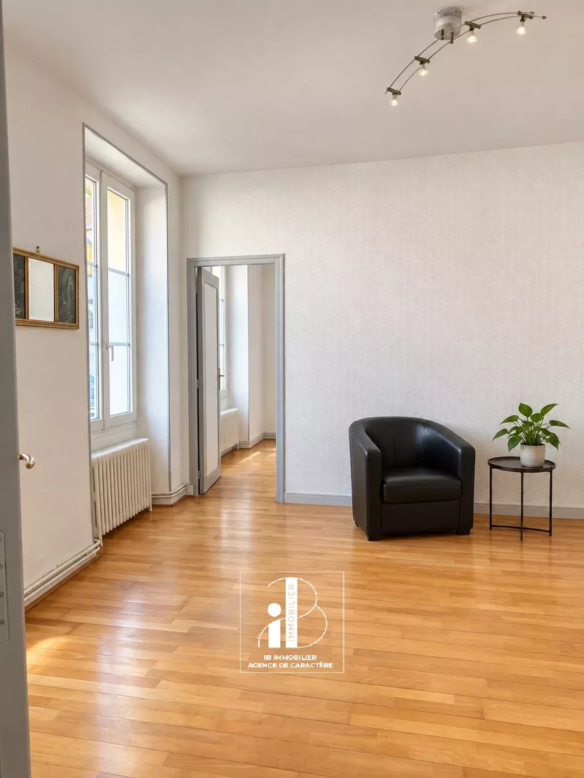 Appartement à vendre, 74m², Fontainebleau