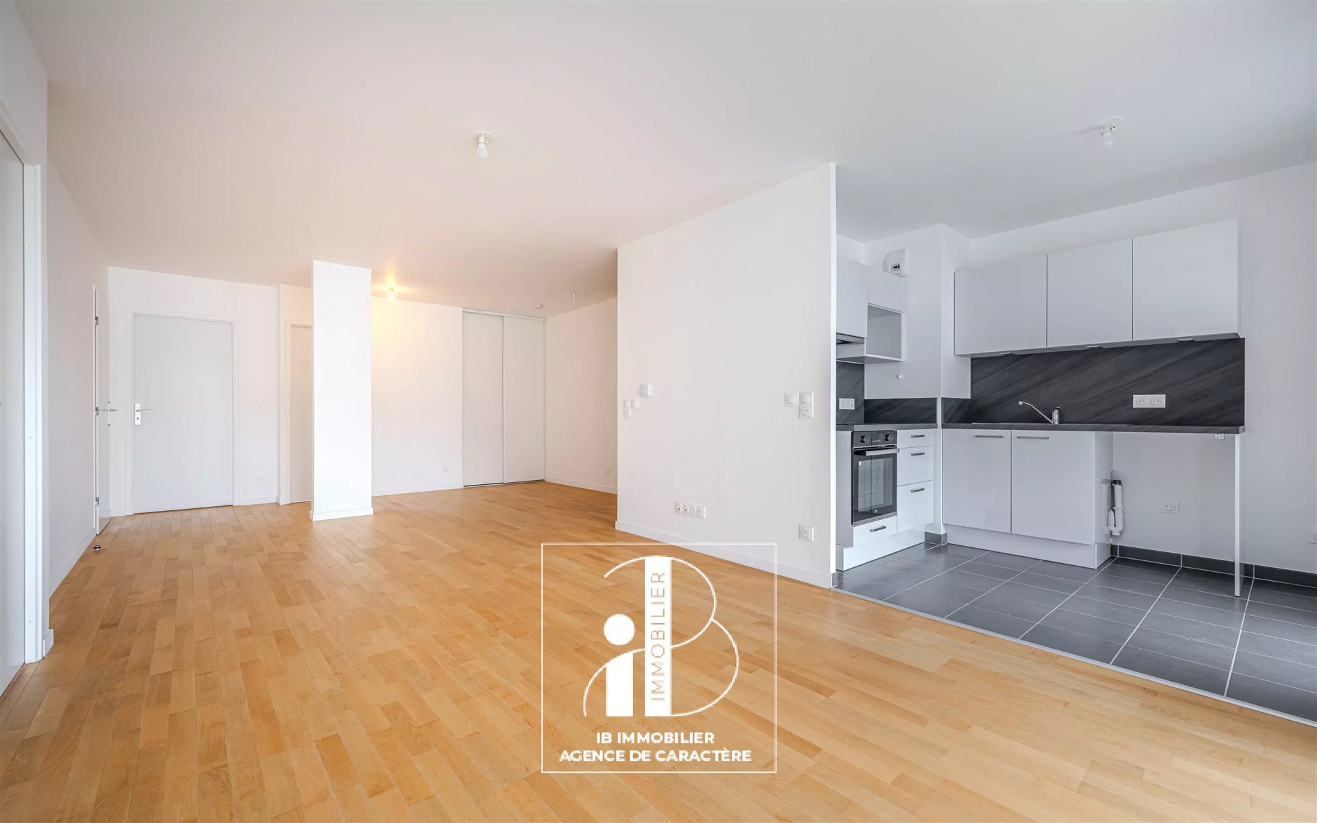 Appartement à vendre, 82m², Fontainebleau