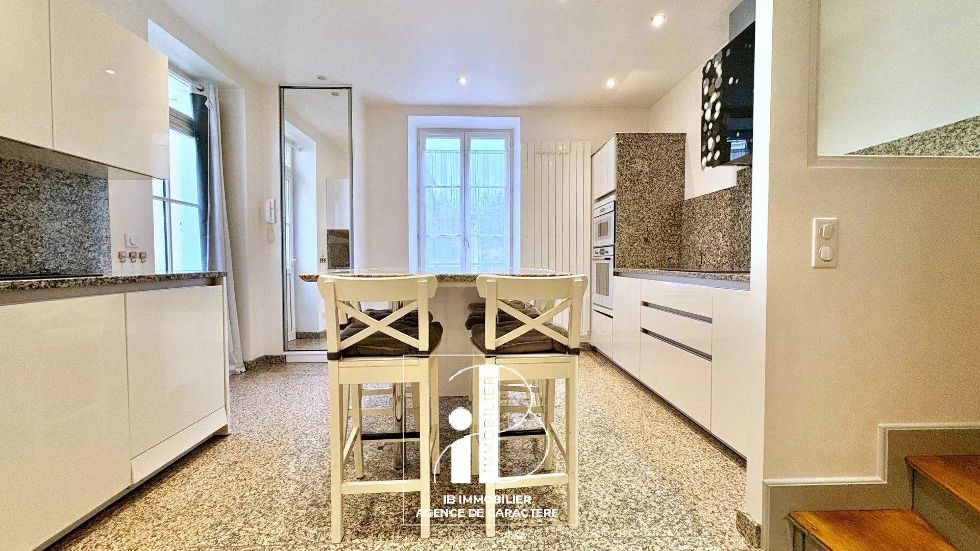 Appartement à vendre, 66m², Fontainebleau