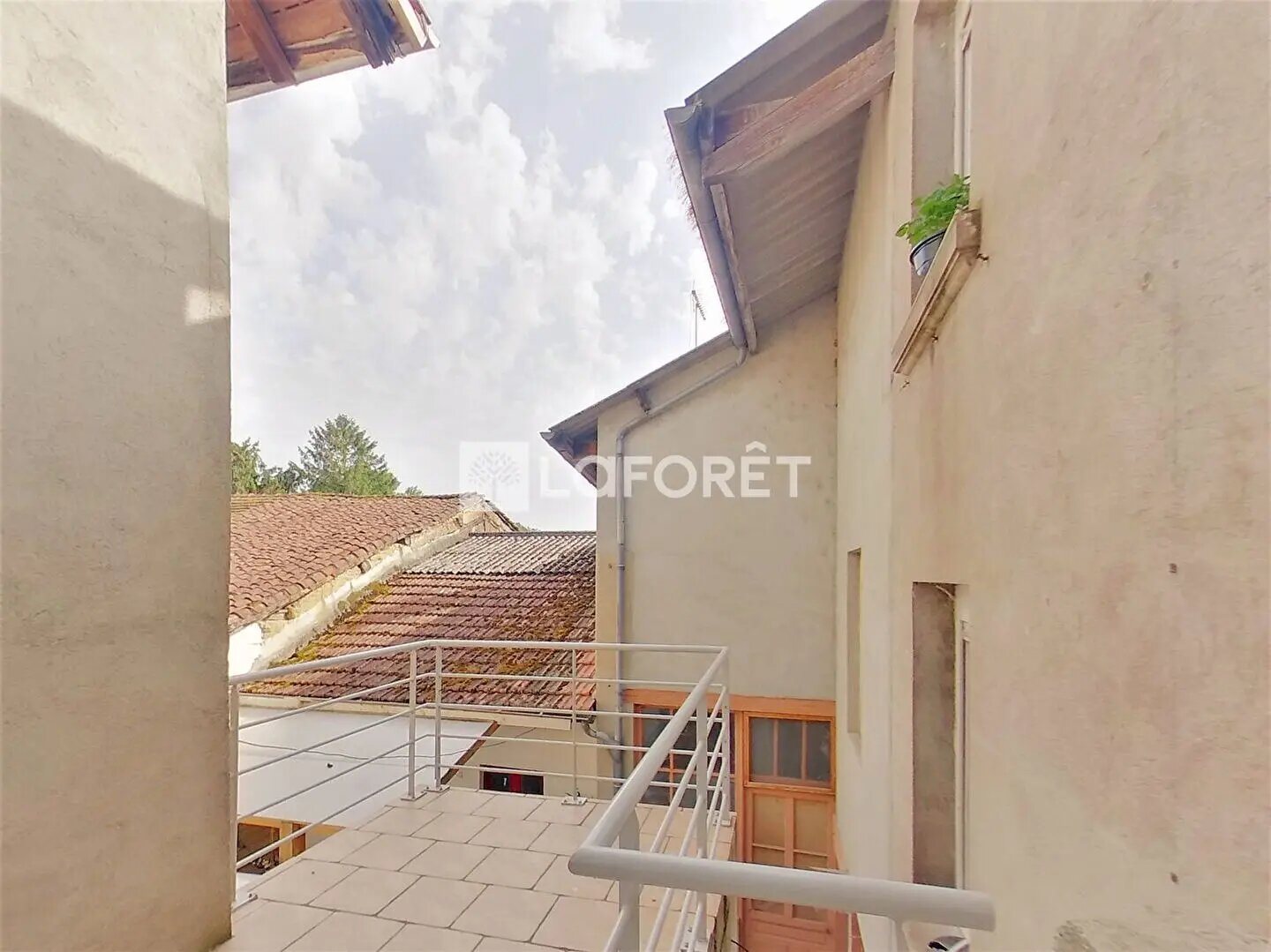 Appartement à louer, 91m², Saint-Julien-sur-Reyssouze
