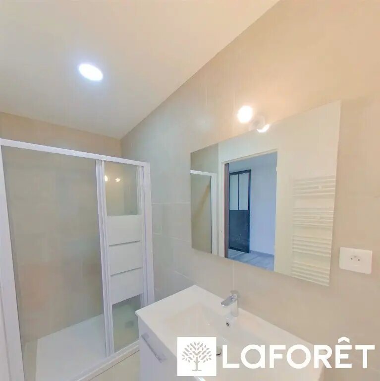 Appartement à louer, 39m², Mézériat
