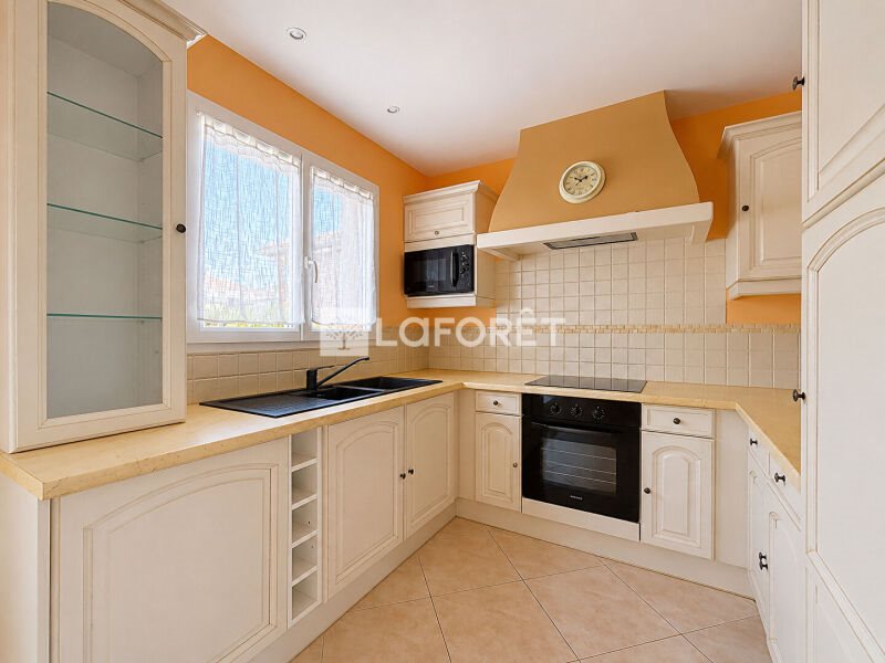 Maison à louer, 111m², Saint-Denis-lès-Bourg