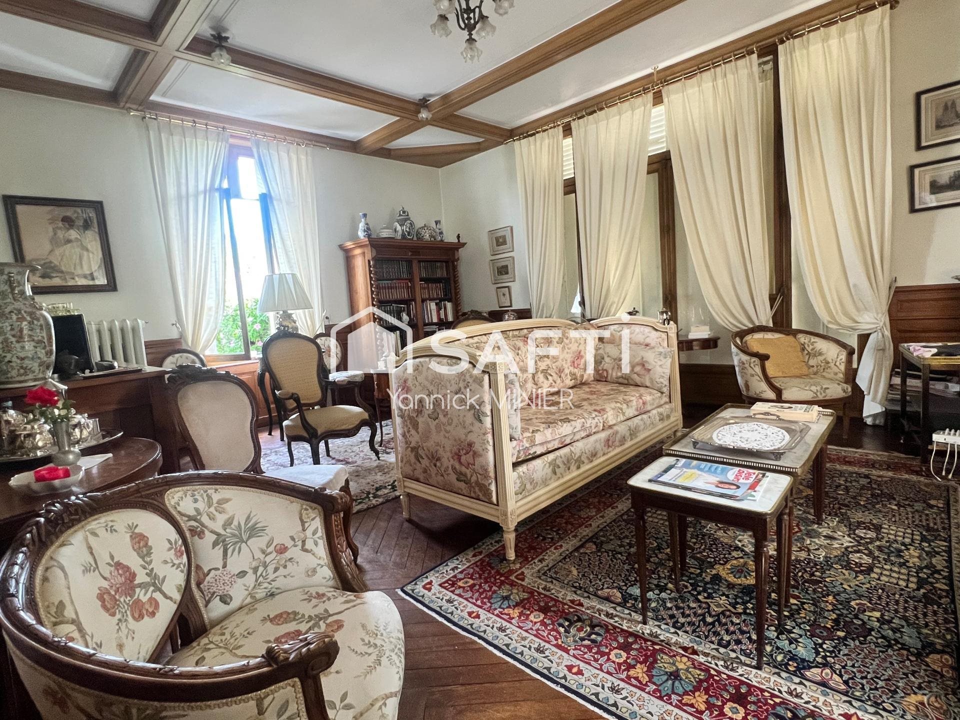 Maison à vendre, 213m², Cinq-Mars-la-Pile