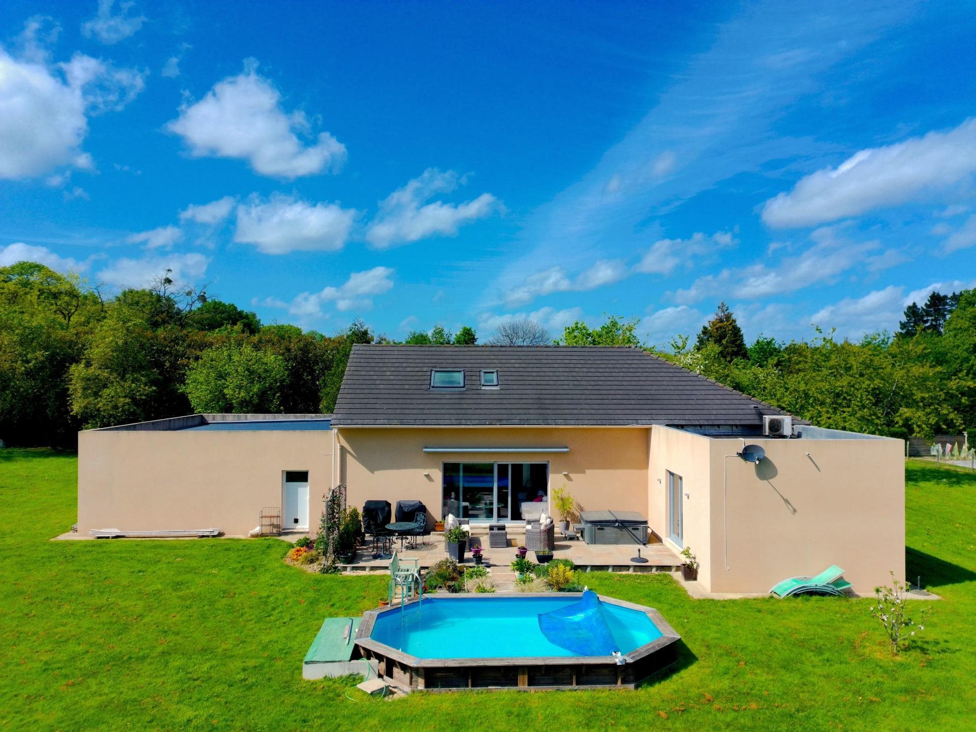 Maison à vendre, 182m², Issé