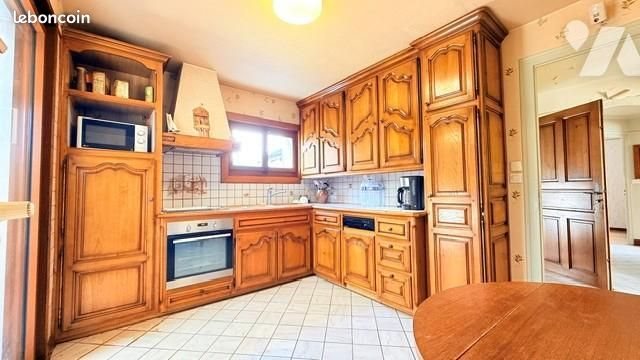 Maison à vendre, 139m², Cluses
