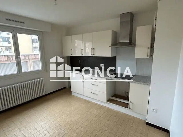 Appartement à louer, 86m², Annemasse