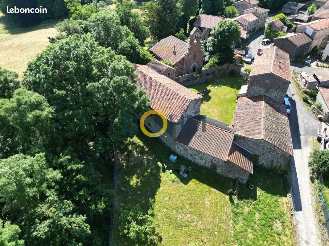 Maison à vendre, 130m², Saint-Georges-d'Aurac