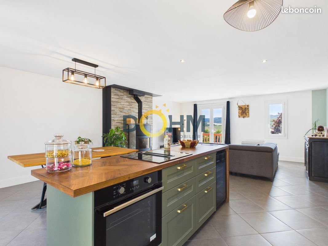 Maison à vendre, 98m², Mazeyrat-d'Allier
