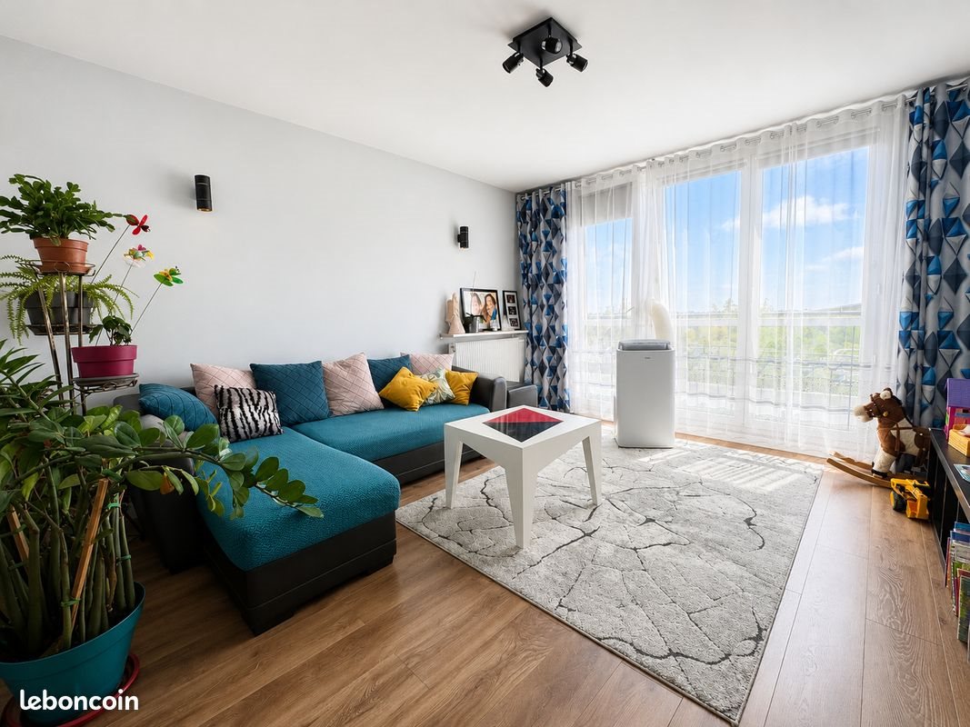 Appartement à louer, 80m², Cergy