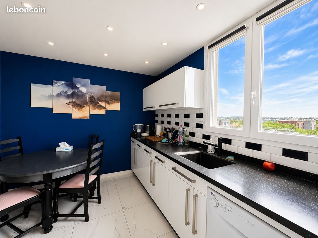 Appartement à louer, 80m², Cergy
