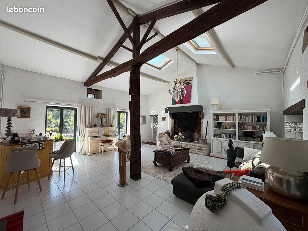 Maison à vendre, 240m², Vasles