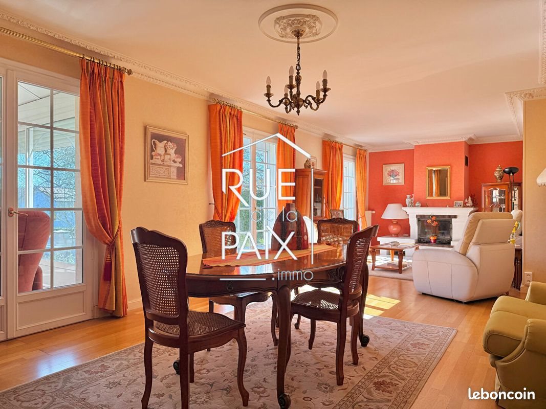 Maison à vendre, 119m², Bressuire