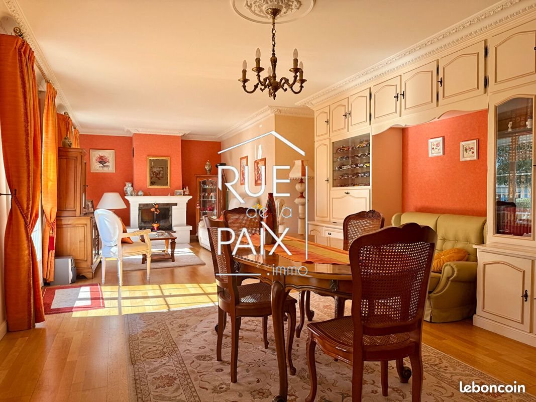 Maison à vendre, 119m², Bressuire