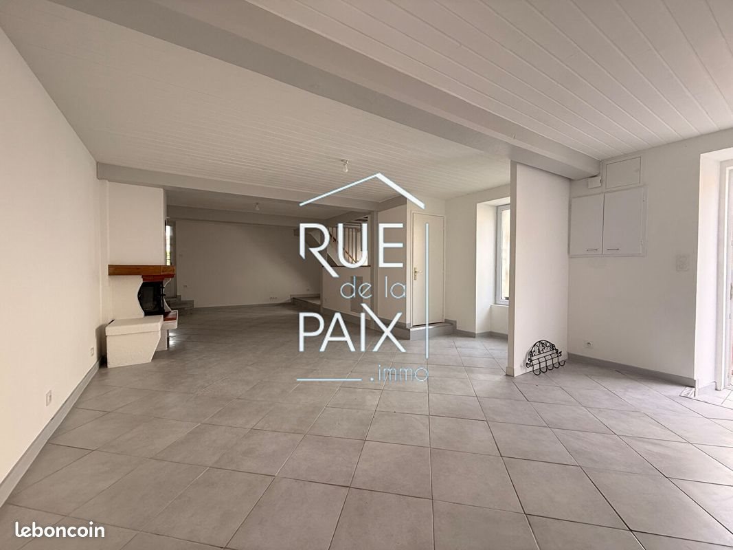 Maison à louer, 113m², Saint-Aubin-le-Cloud