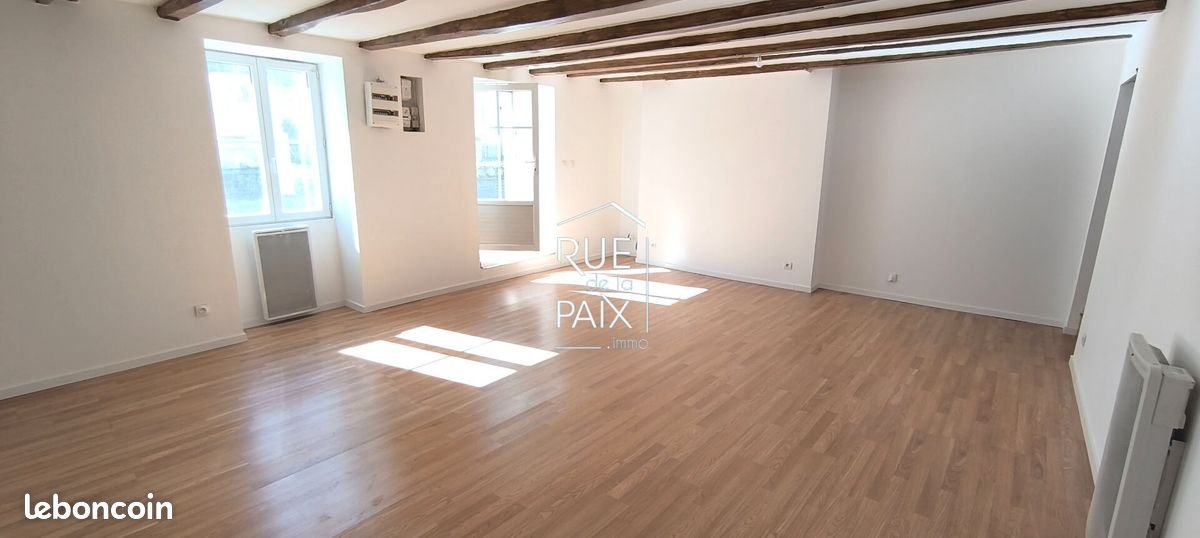 Maison à vendre, 123m², Saint-Aubin-le-Cloud