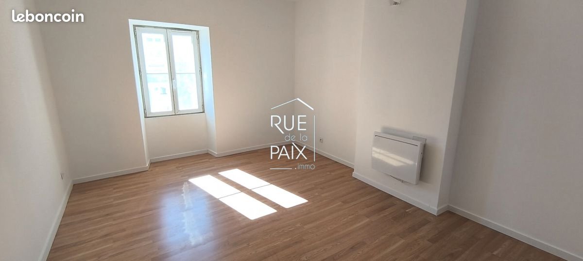 Maison à vendre, 123m², Saint-Aubin-le-Cloud