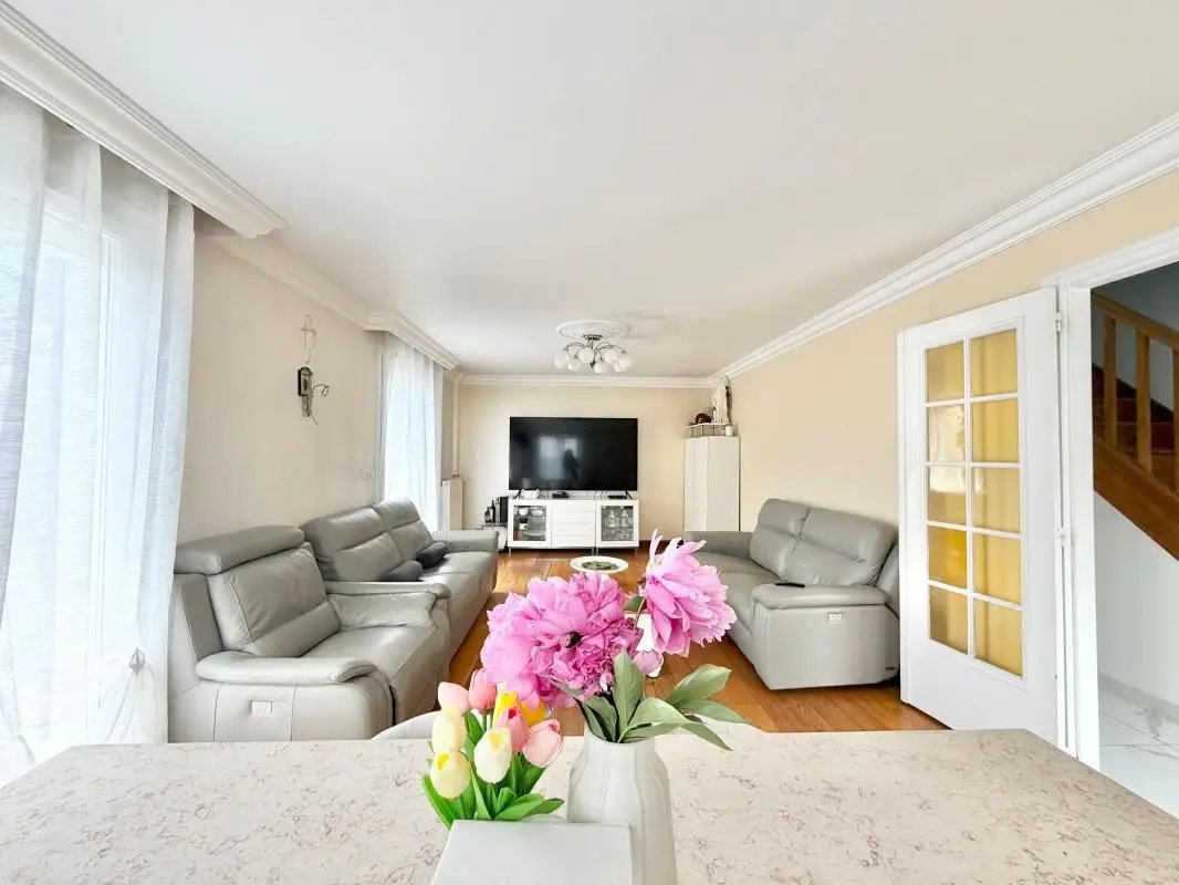 Maison à vendre, 140m², Luisant