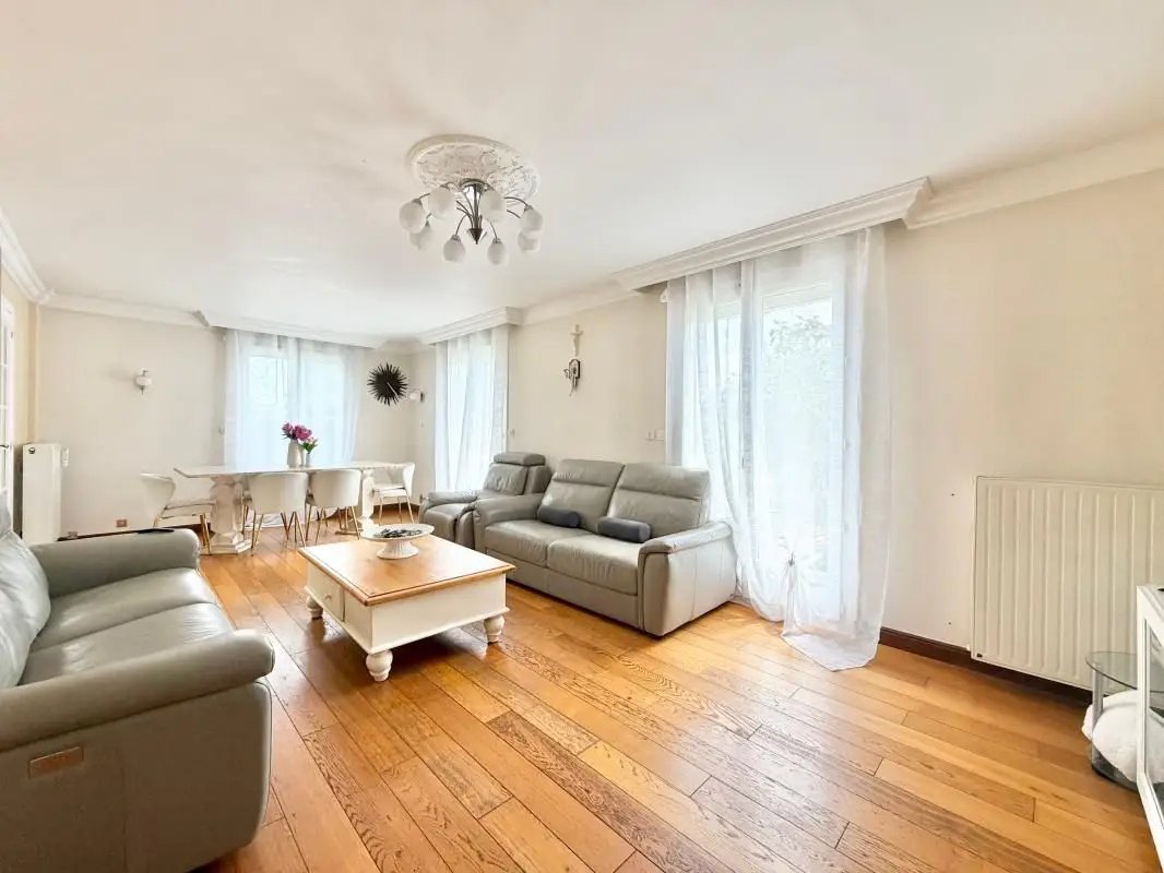 Maison à vendre, 140m², Luisant