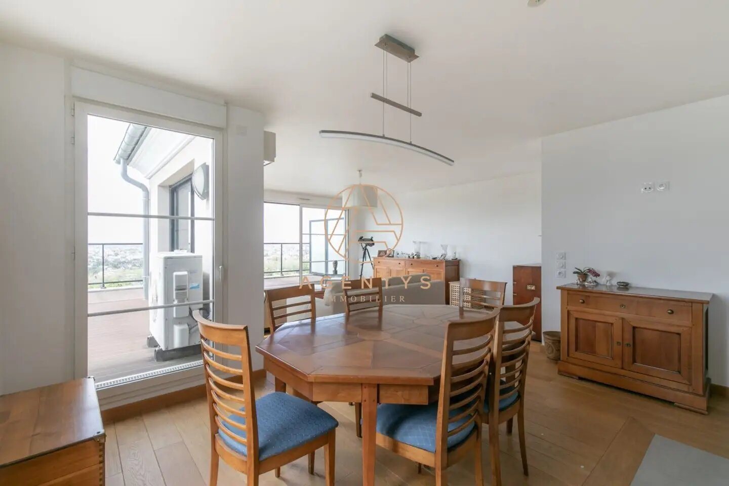 Appartement à vendre, 130m², Chennevières-sur-Marne