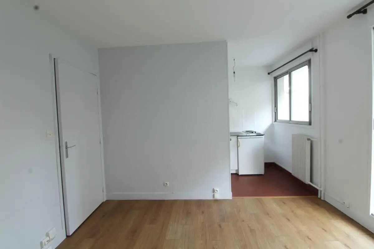 Appartement à louer, 21m², Courbevoie
