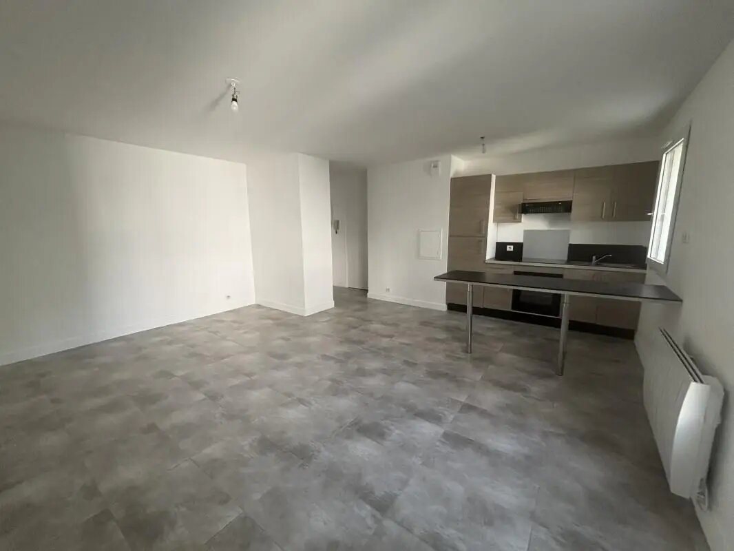 Appartement à louer, 49m², Courbevoie