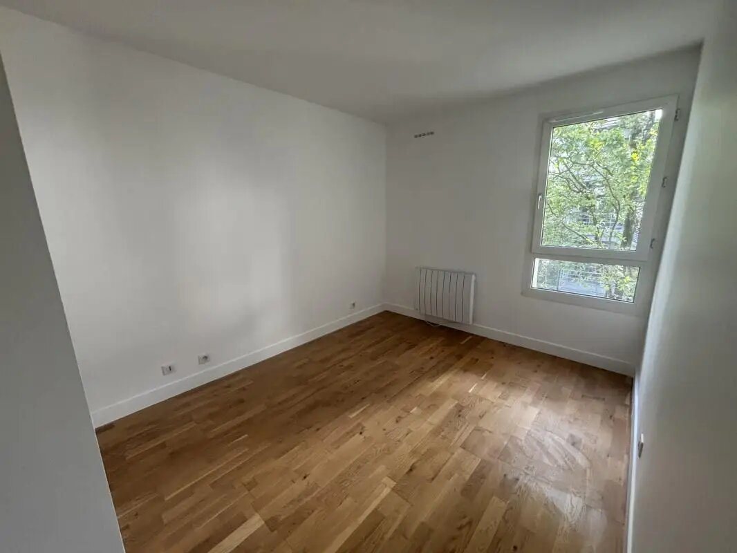 Appartement à louer, 49m², Courbevoie