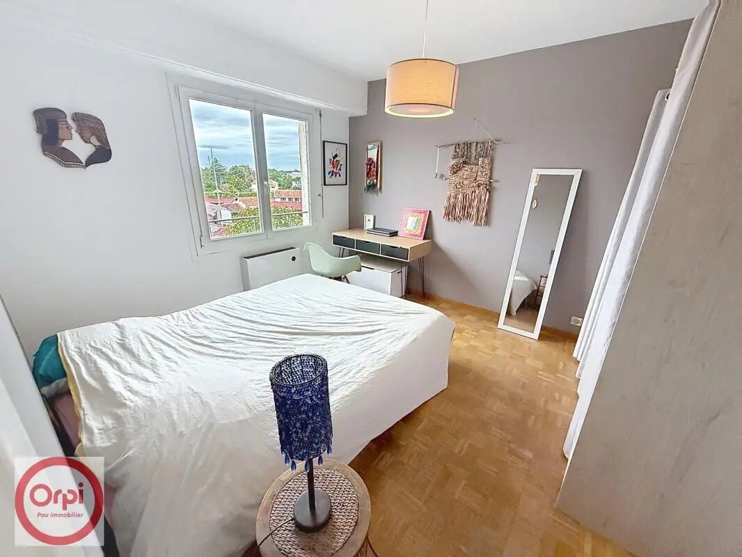 Appartement à louer, 82m², Pau