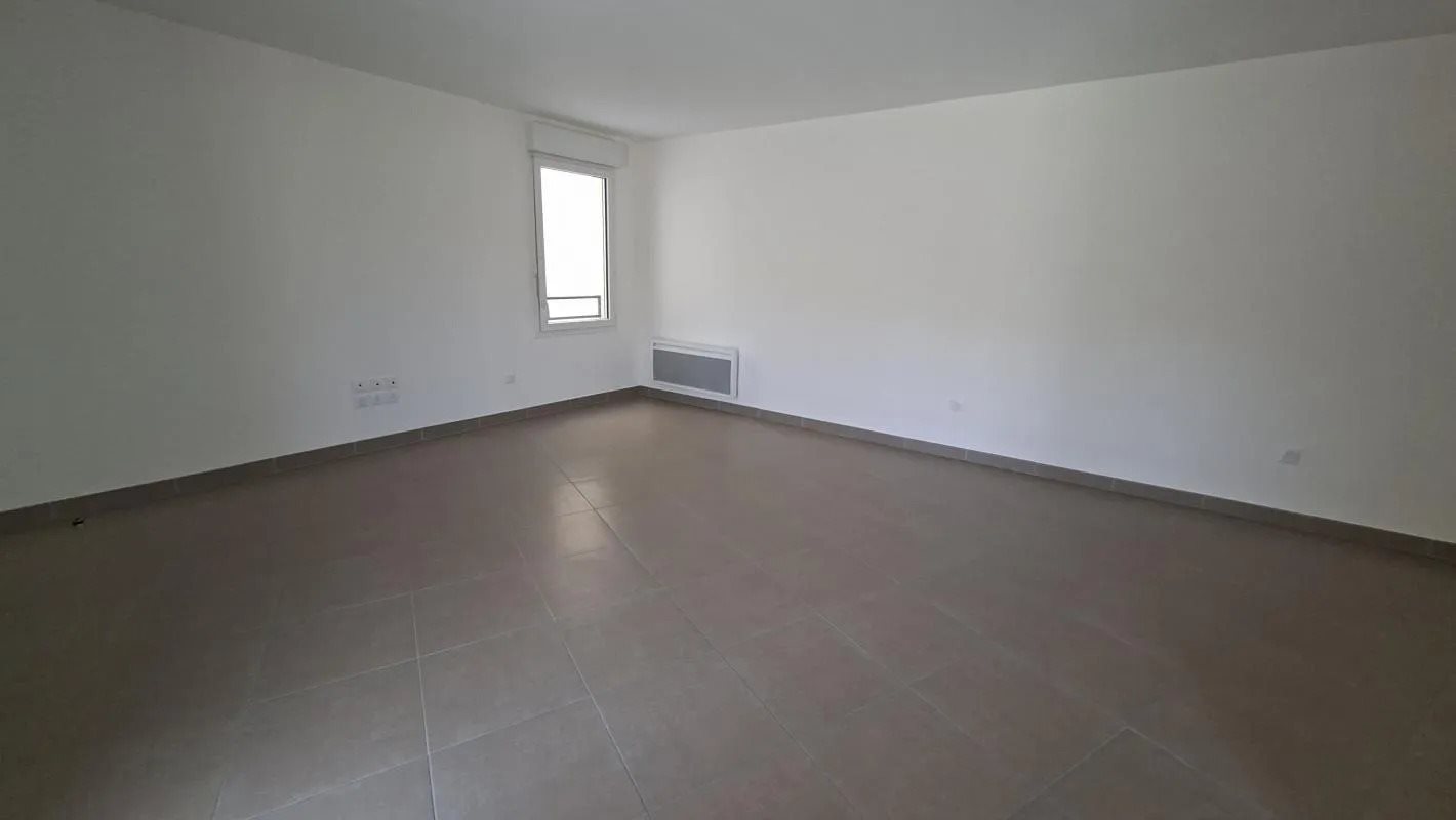 Appartement à vendre, 69m², Morières-lès-Avignon
