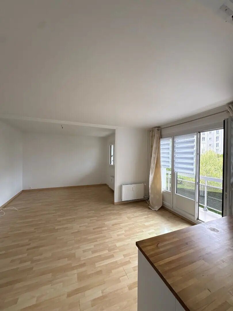 Appartement à vendre, 69m², Saint-Cyr-l'Ecole