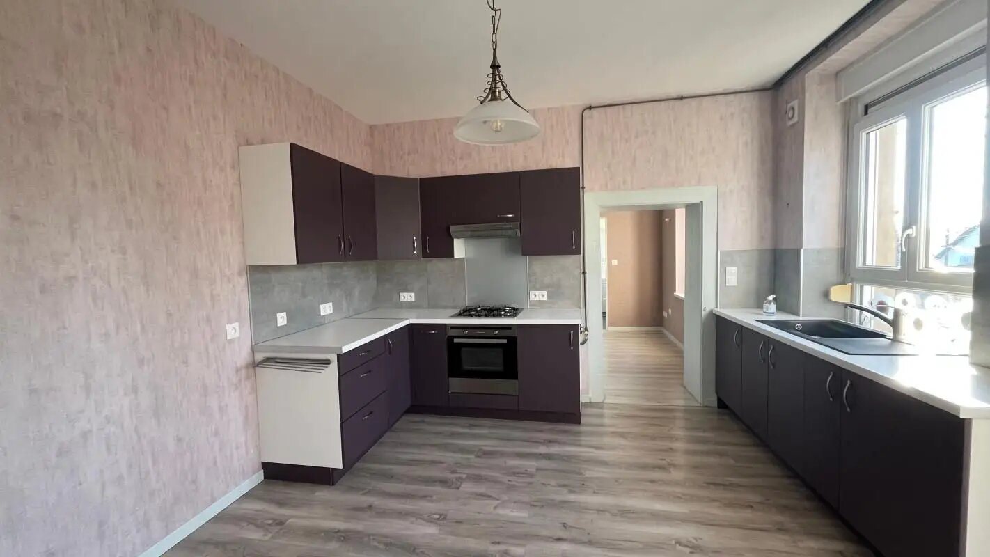 Appartement à louer, 80m², Keskastel