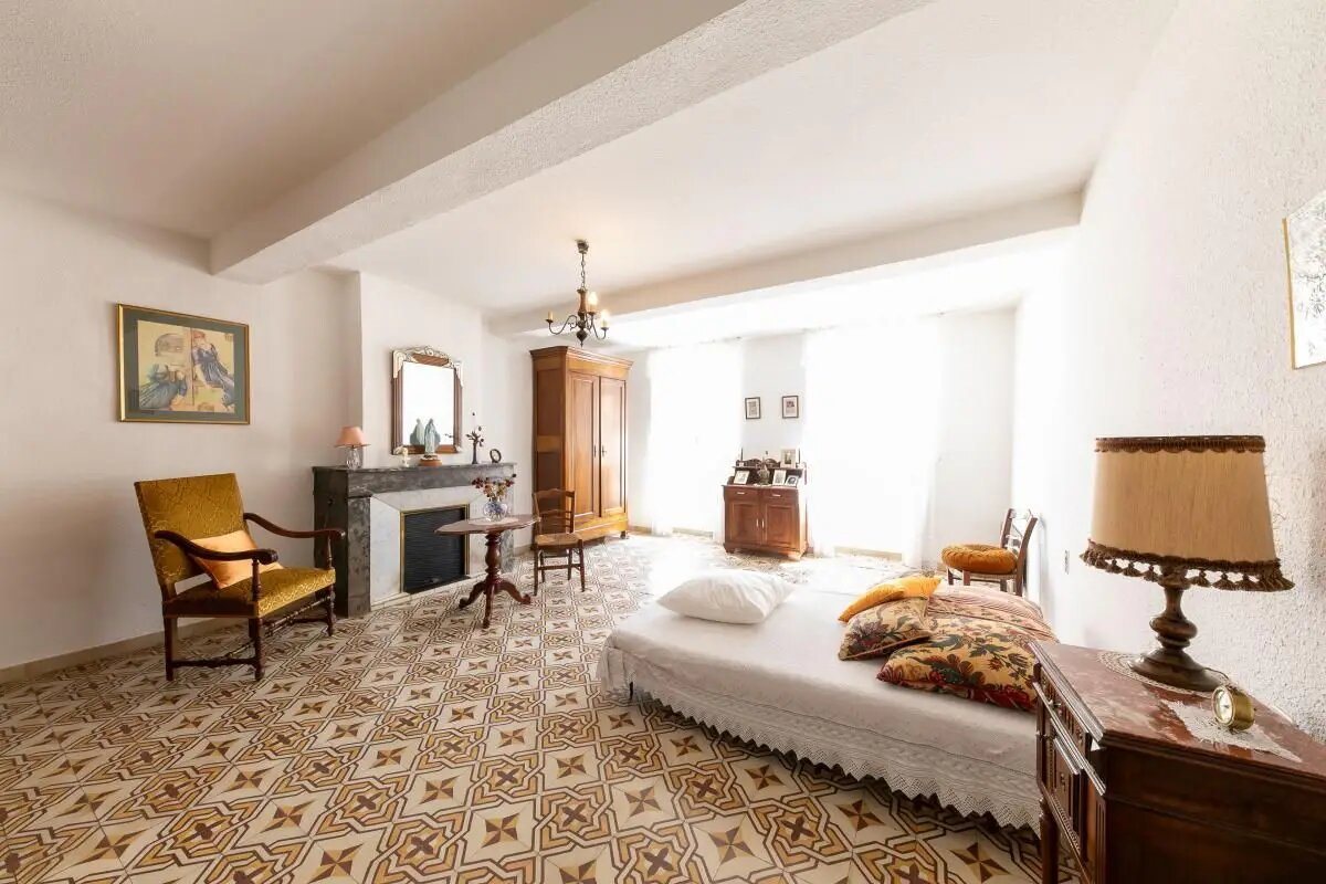 Maison à vendre, 200m², Pézilla-la-Rivière