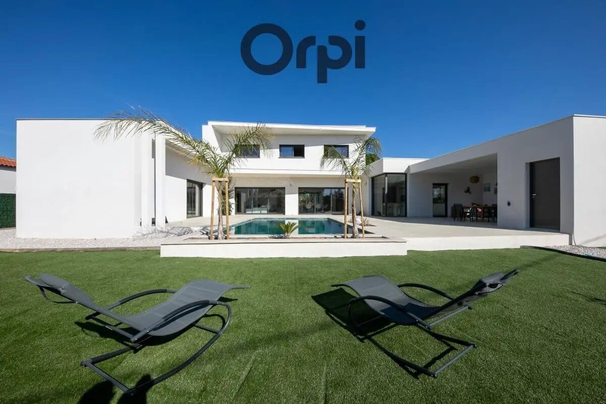 Maison à vendre, 317m², Le Soler