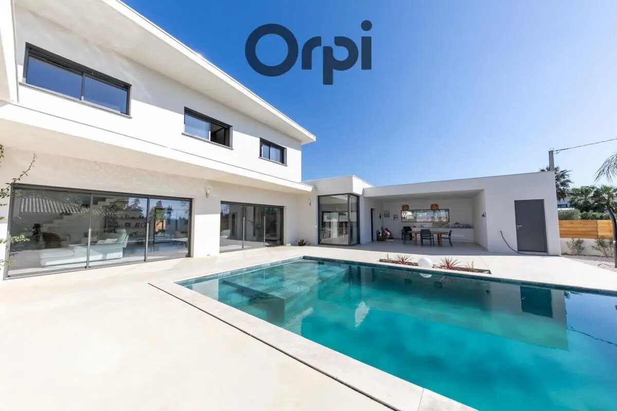 Maison à vendre, 317m², Le Soler