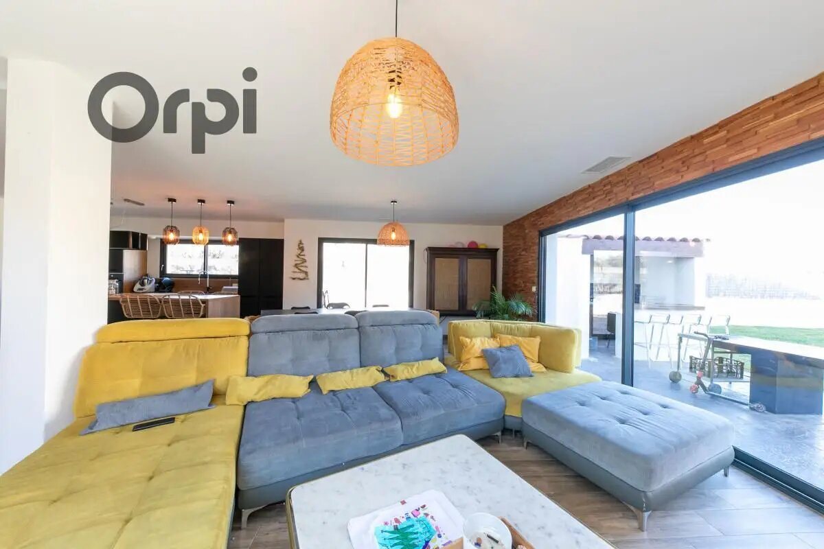 Maison à vendre, 142m², Saint-Estève