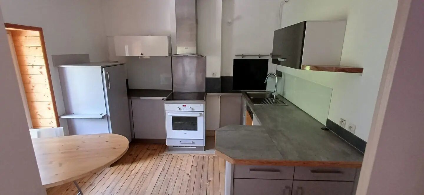 Appartement à louer, 71m², Pont-Salomon