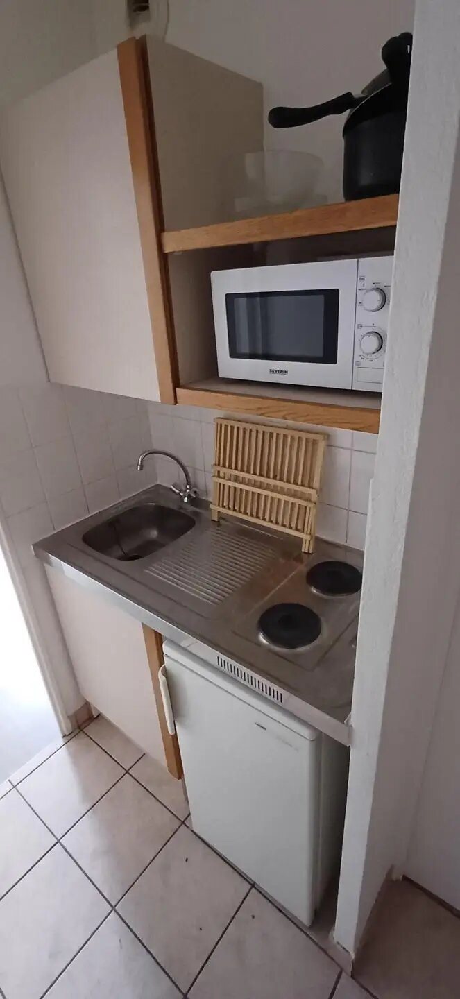 Appartement à louer, 18m², Saint-Etienne